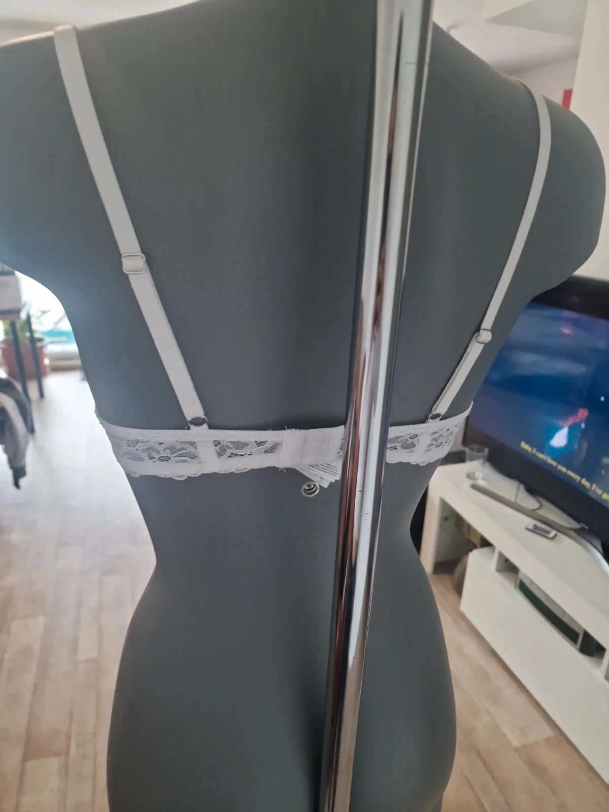 Very pretty white padded bra – photo 3